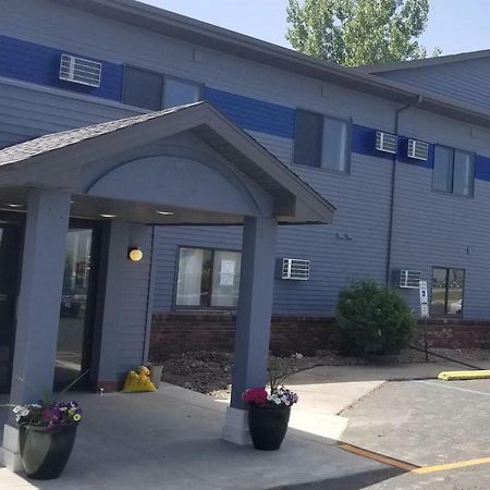 Travelodge By Wyndham Wahpeton Extérieur photo